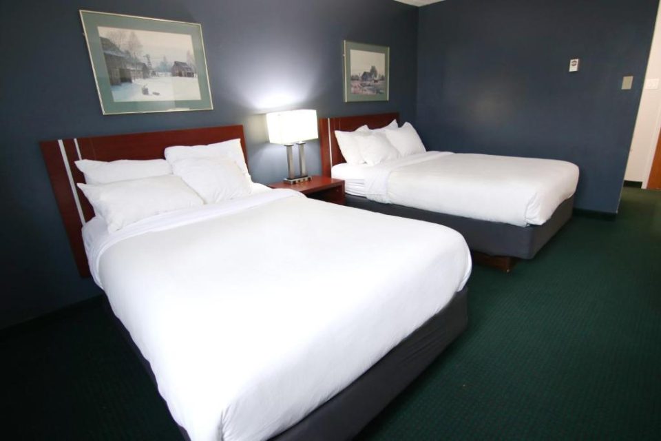 Colonial Inn Brandon